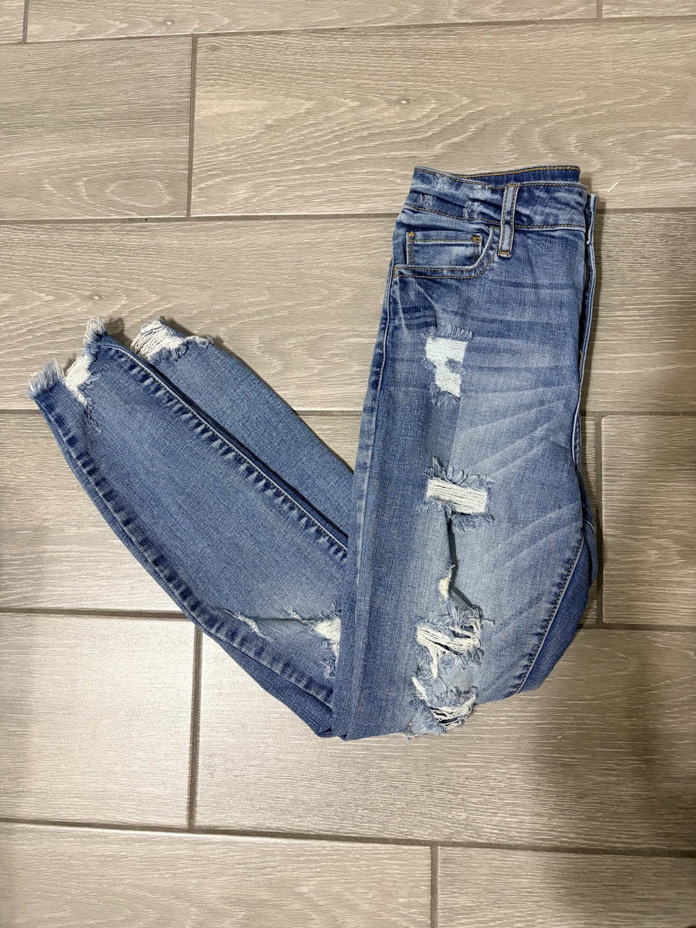 Women's Distressed Blue Skinny Jeans - Picture 1 of 1